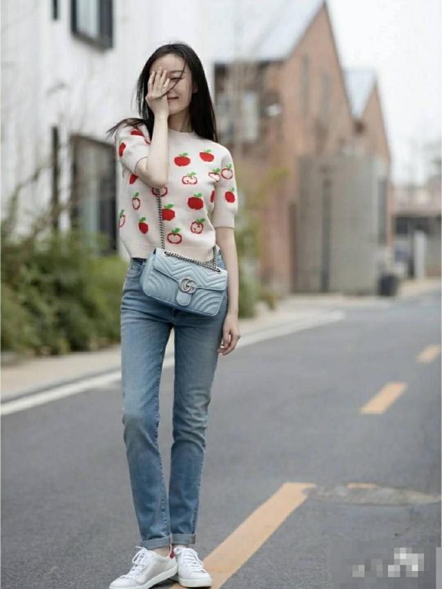 买什么休闲小白鞋,如何选购一双百搭小白鞋