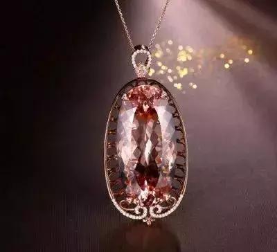 女人购上珠宝才是最正确的,女人买珠宝败家