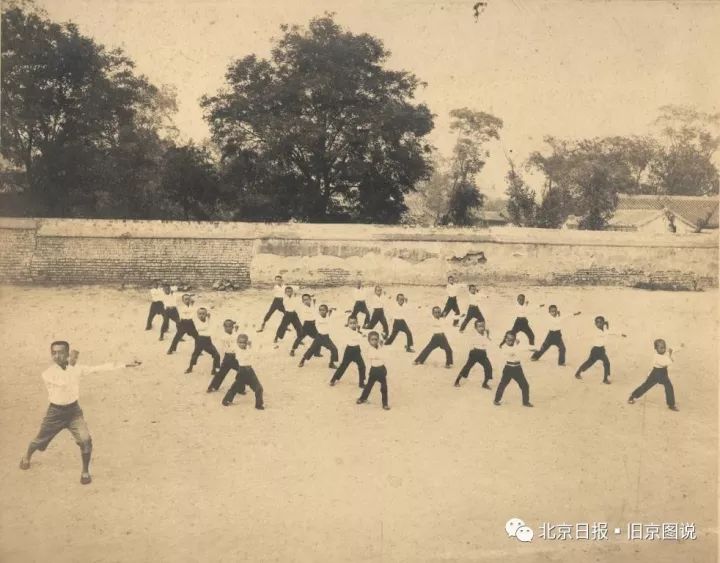 一百多年前，北京竟有这么先进的小学！教中国文学算术体操等课程