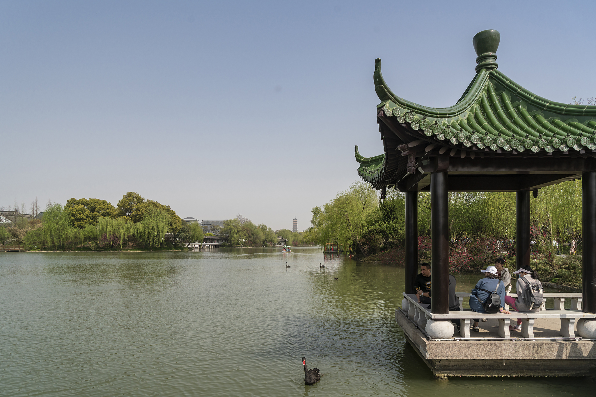 春风十里扬州路烟花三月瘦西湖,扬州三月瘦西湖