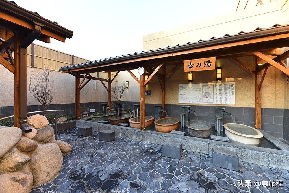 极乐汤儿童水上乐园川沙,极乐汤临港温泉馆儿童乐园