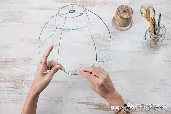 纸杯灯罩华丽大变身,如何做个简单而又创意灯罩