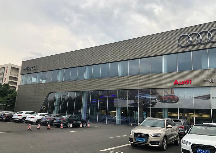 豪华品牌二手车跌价,二手车90天回购是什么套路