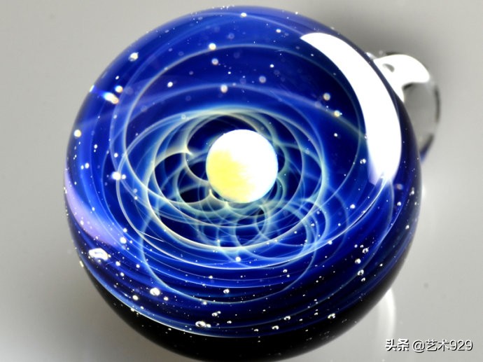 日本艺术家Satoshi Tomizu玻璃艺术品欣赏