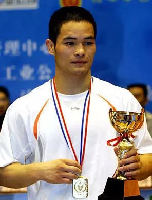 17岁拿下全国青运会散打武状元！灌南00后小伙周旭了不起