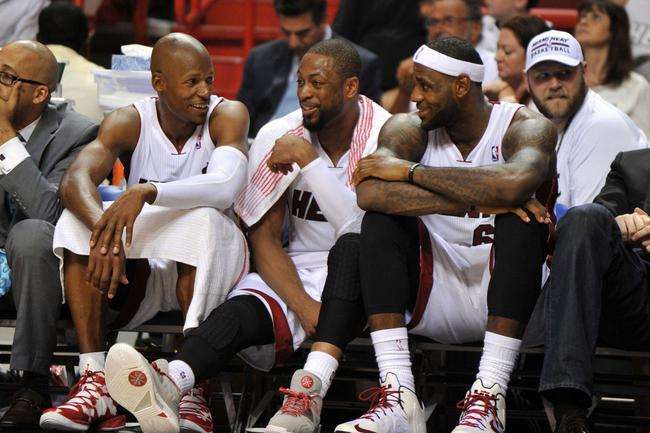 科比麦迪巅峰数据,科比和巅峰时期的麦迪单挑谁更牛