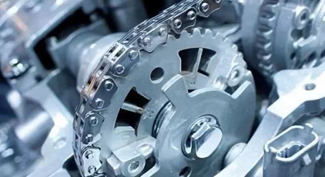 30万豪华个性有逼格的小车怎么选？汽车打蜡与镀晶有什么区别？