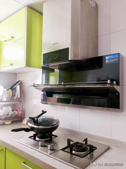 油烟不过脸，爆炒不怕呛，布克新一代拦截式油烟机解决厨房痛点