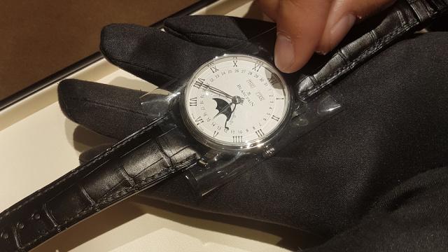 劳力士潜水表宝珀 (劳力士潜航者和宝珀五十噚哪个好)