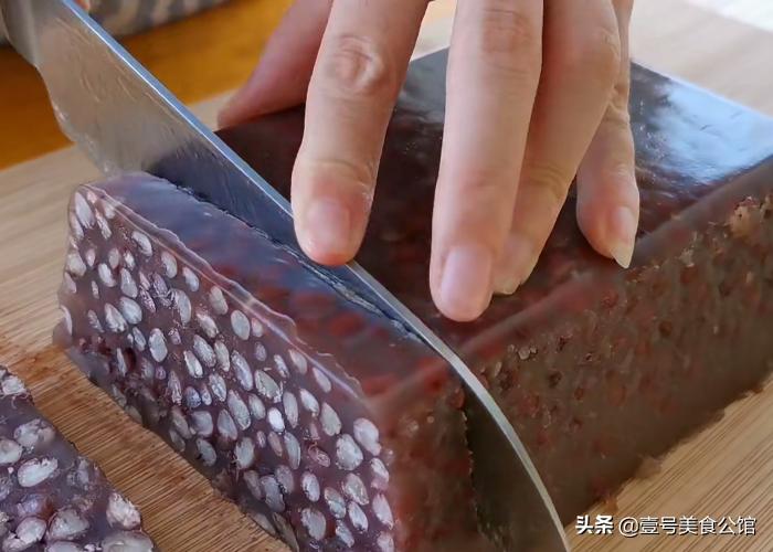 吃一辈子都不腻的红豆糯米凉糕,凉的红豆糕怎么吃好吃