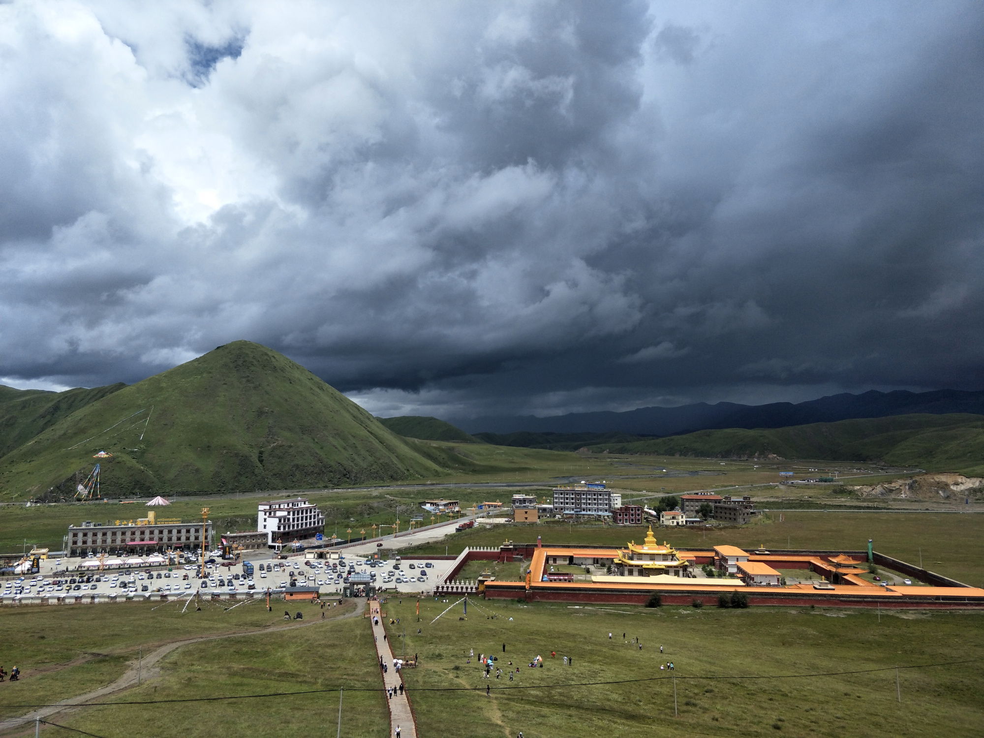 318国道沿途能感受到最明显的变化,318国道沿途的风景有哪些