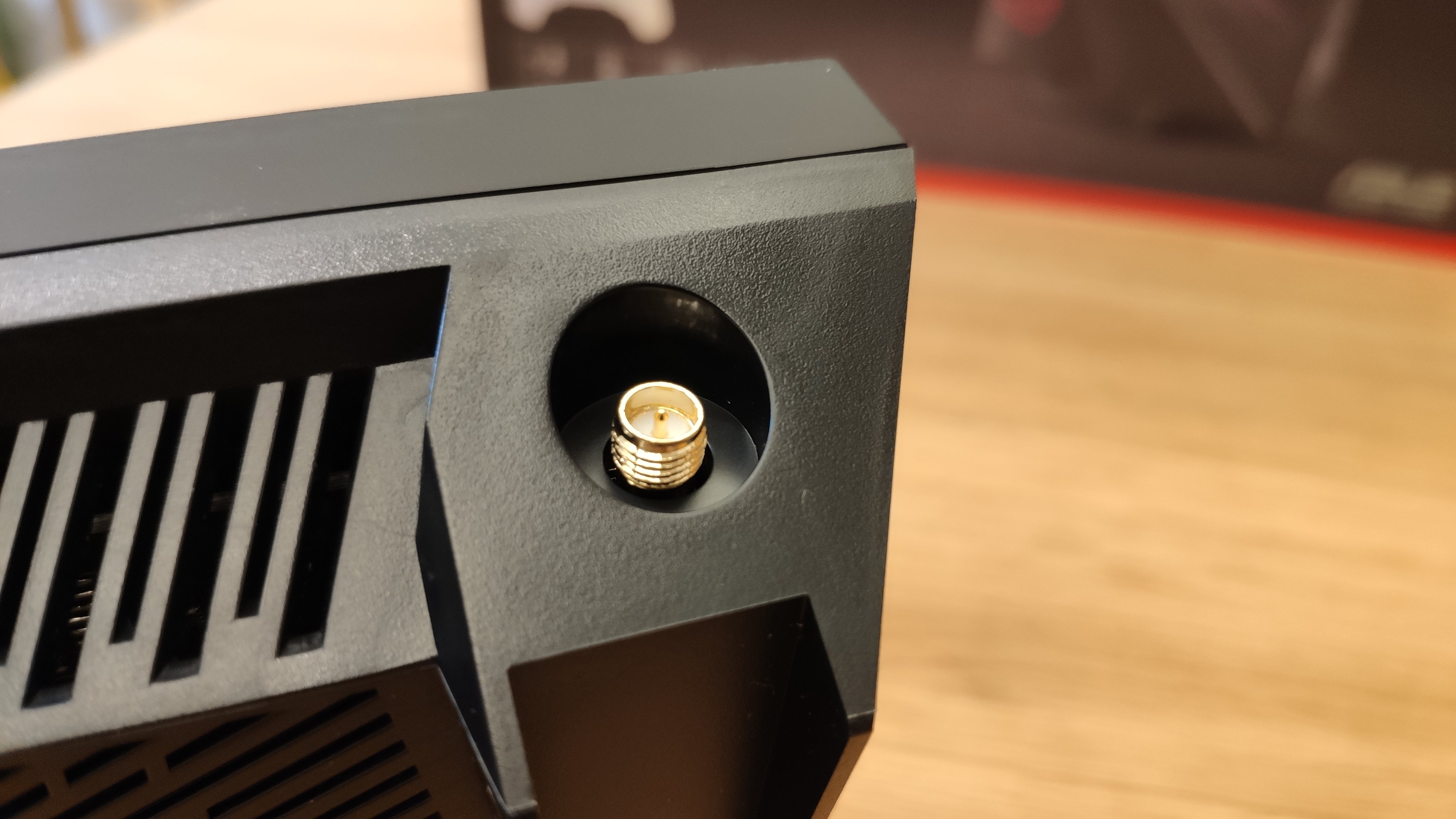 华硕roggt-ac2900电竞路由器,华硕rgbgt2900路由器怎么样