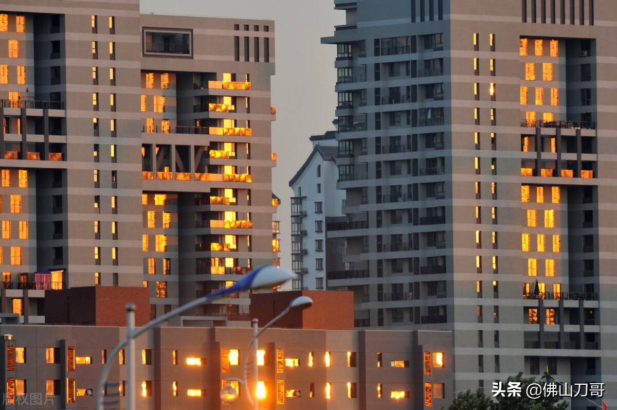 广东佛山楼市大跌是真的吗,广东佛山市楼市最新消息