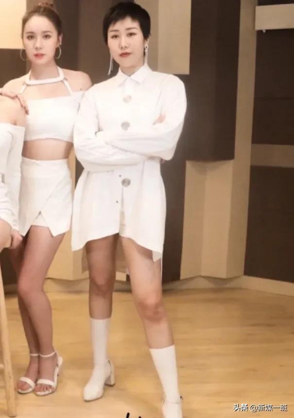 青你2选手旗袍造型,青你2上官喜爱