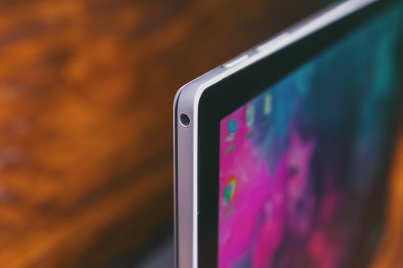 微软surfacepro6可以安装win11,微软surfacepro6可以玩游戏吗