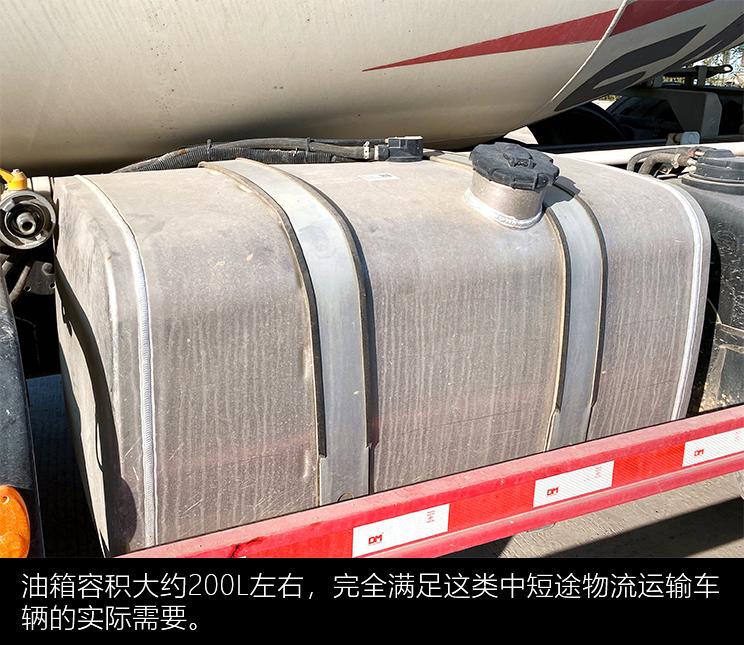 三一C8搅拌车详解：8X4总重31吨，新规定下的产物