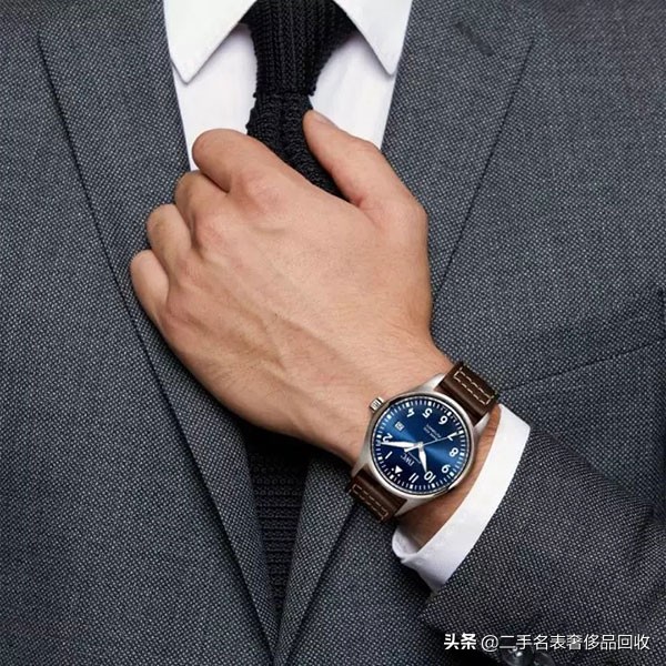 3万左右买二手欧米茄还是卡地亚,3万买欧米茄还是劳力士女表