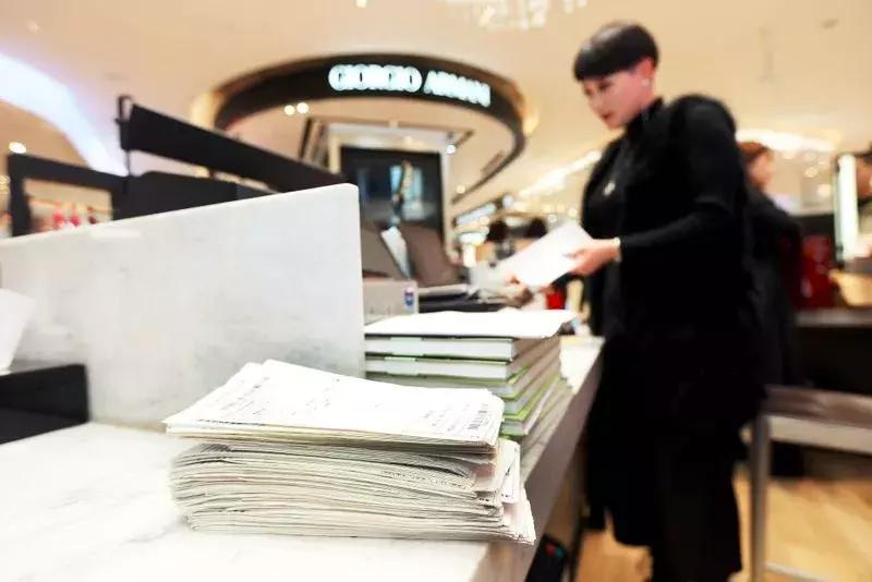 百丽女鞋这个品牌什么档次,百丽与达芙妮哪个品牌更好