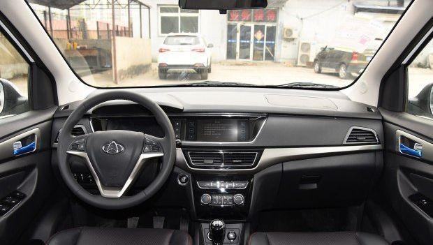 长安欧尚A600的油耗高吗？它的配置如何？听听老司机的点评吧