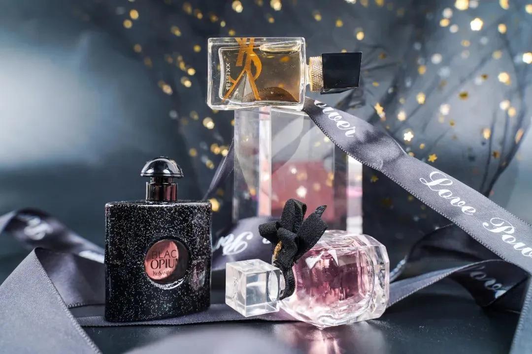 喜欢ysl黑鸦片香水的女生,ysl哪个香水适合女生