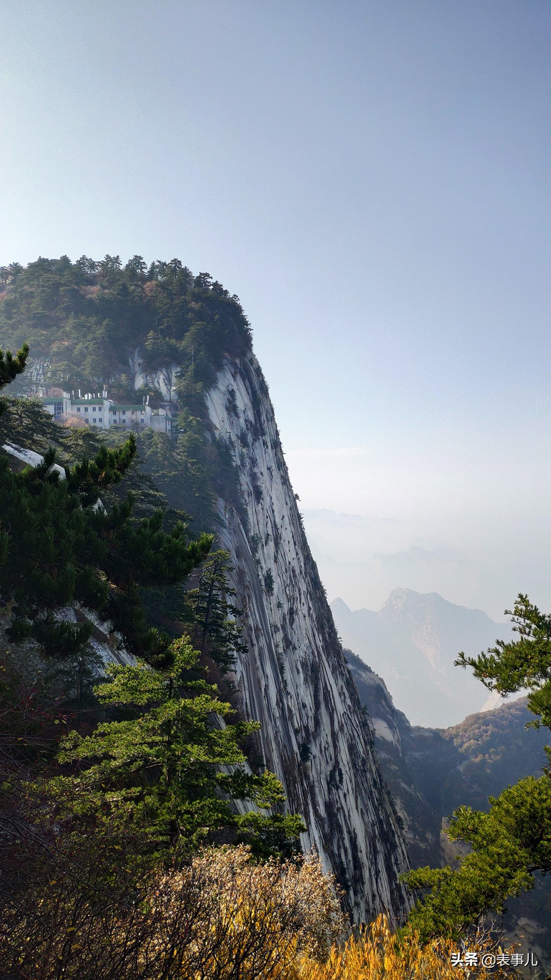 花160元和9个小时爬华山，还喝了一瓶15元的可乐，我是在找虐么？