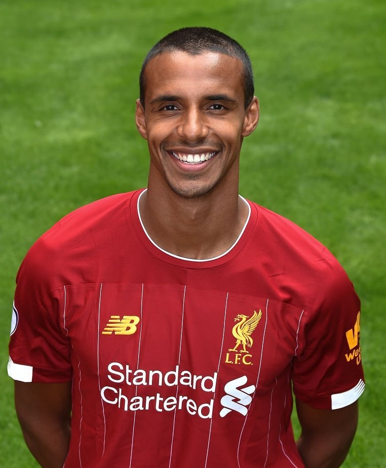 利物浦首夺英超冠军阵容,利物浦英超夺冠后主力阵容分析