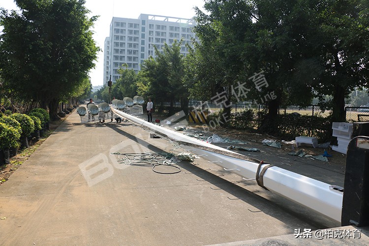 柏克案例巡展|顺德职业技术学院攀爬式高杆灯案例