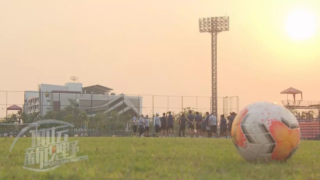 结束隔离,向球队报到!这样的“驰援”胜“引援”