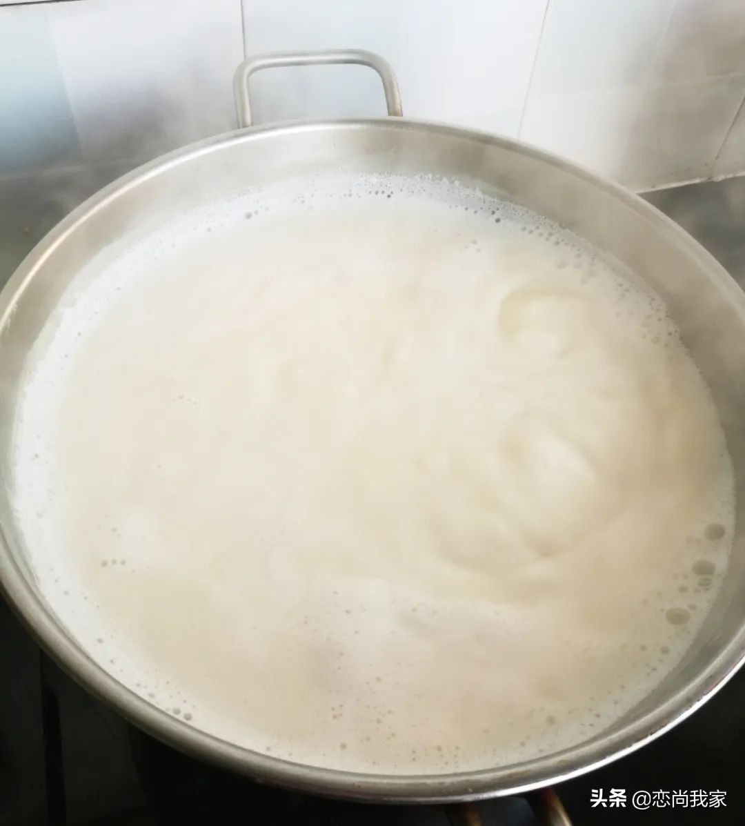 过年了自家制作豆腐,快过年了做过年手工