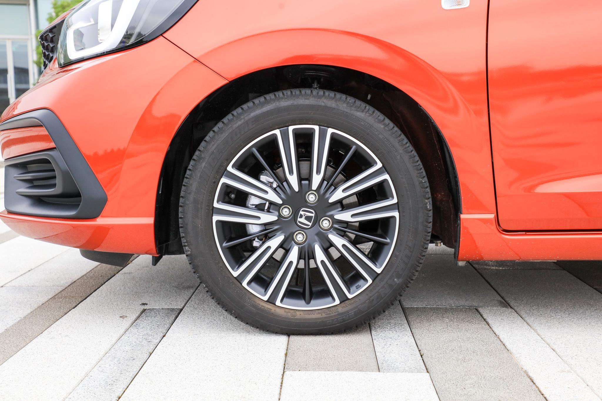 本田飞度为什么被称为平民超跑,本田飞度平民的超跑