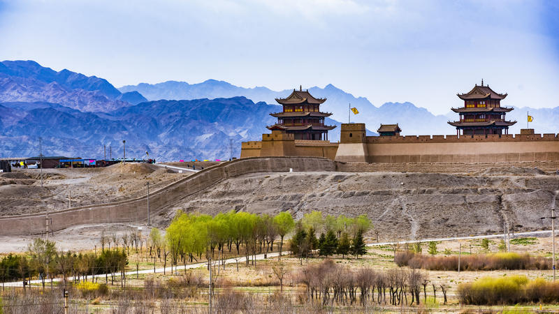 涓夊ぉ涓濈桓涔嬭矾鏃呮父鏀荤暐,涓夊ぉ绌胯秺鍖楃枂1000鍏噷