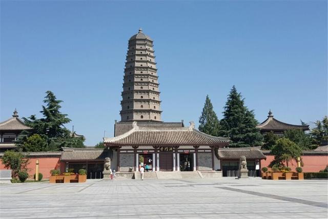 南京40亿元建造的佛祖真身舍利子,中国古寺出土如来佛骨舍利子