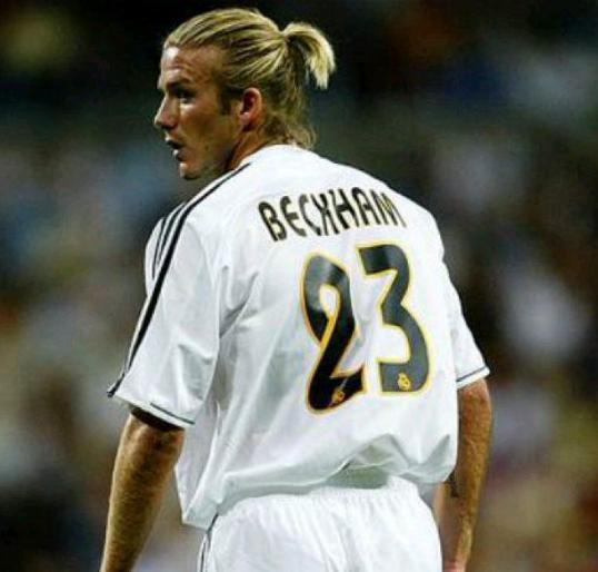 足球感人瞬间贝克汉姆,2002贝克汉姆贝氏弧线