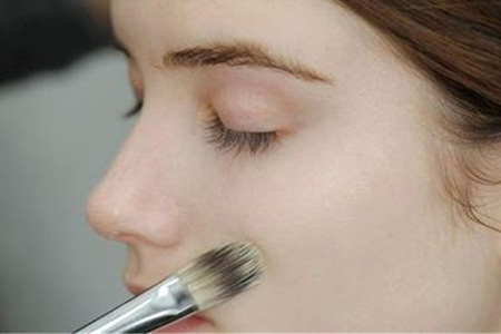 涂了bb霜可以用橄榄油卸妆吗,bb霜和防晒霜用什么卸妆比较好