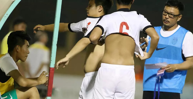 中国男足屡战屡败的原因分析,细节分析男足惨败原因