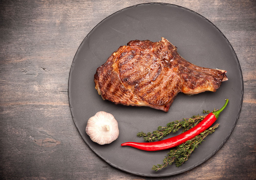 米其林大师户外煎牛排,米其林餐厅烤牛排