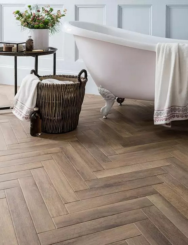 强化木地板没有光泽了怎么处理,强化木地板表面发污什么原因