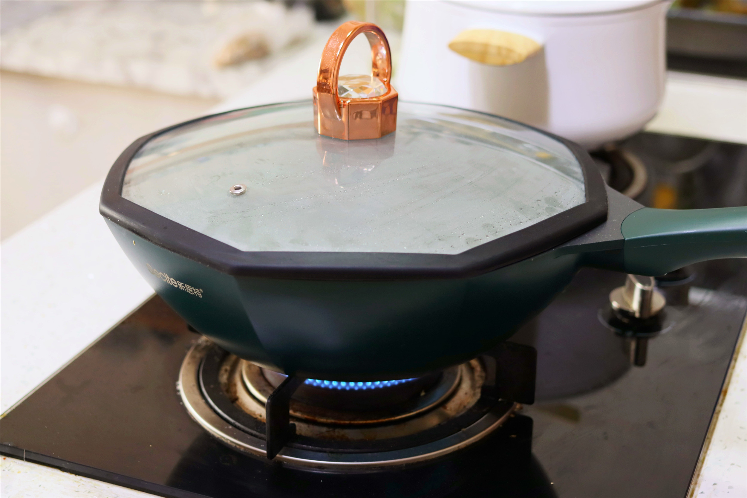 白灼黑虎虾这样做虾肉紧实有弹性,白灼虾这样做虾肉鲜嫩爽口又好吃