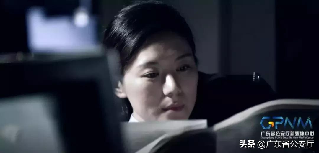 周玮：扛得起摄像机，拿得了话筒的警营宣传兵