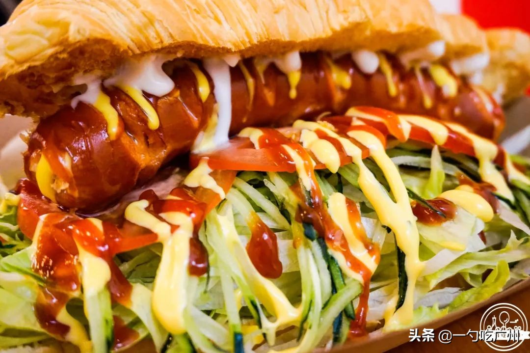 神经病啊！在泰国卖100的绿奶茶这只卖18？真相竟是老板有租收..