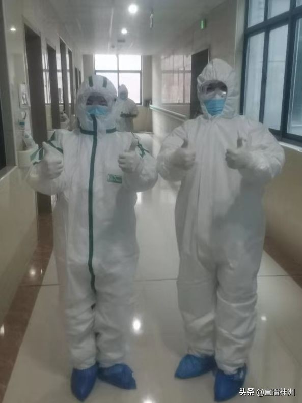 超硬核防疫中国,抗击疫情党员冲在第一线超燃