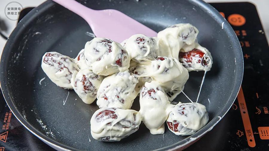 网红奶枣哪一款最好吃,网红奶香奶枣做法