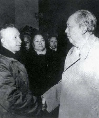 毛主席要粟裕入朝作战，粟裕因头痛错过，后才知他头里有3枚弹片