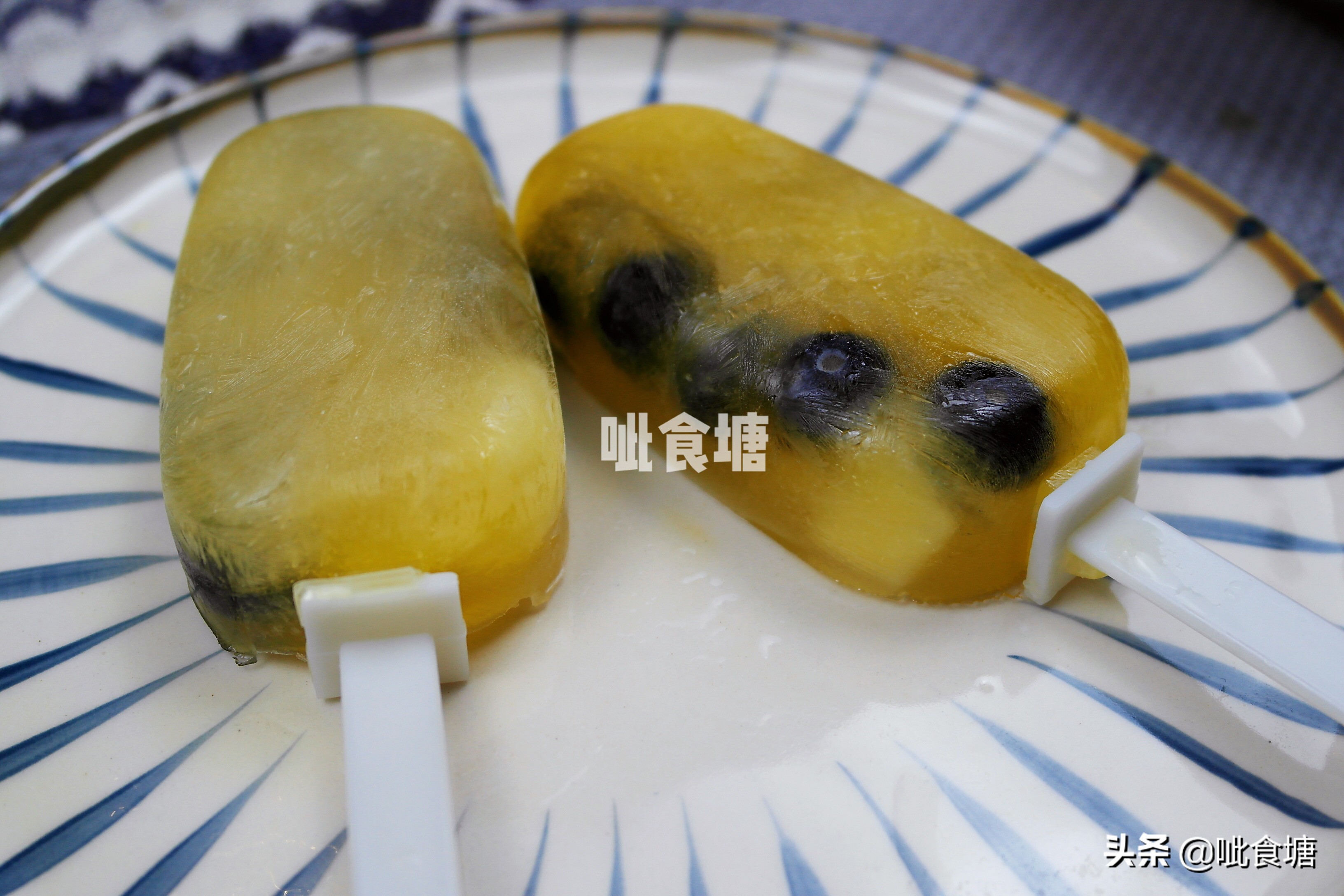 天热想吃冰棒图片,天气热了怎么做冰棍吃