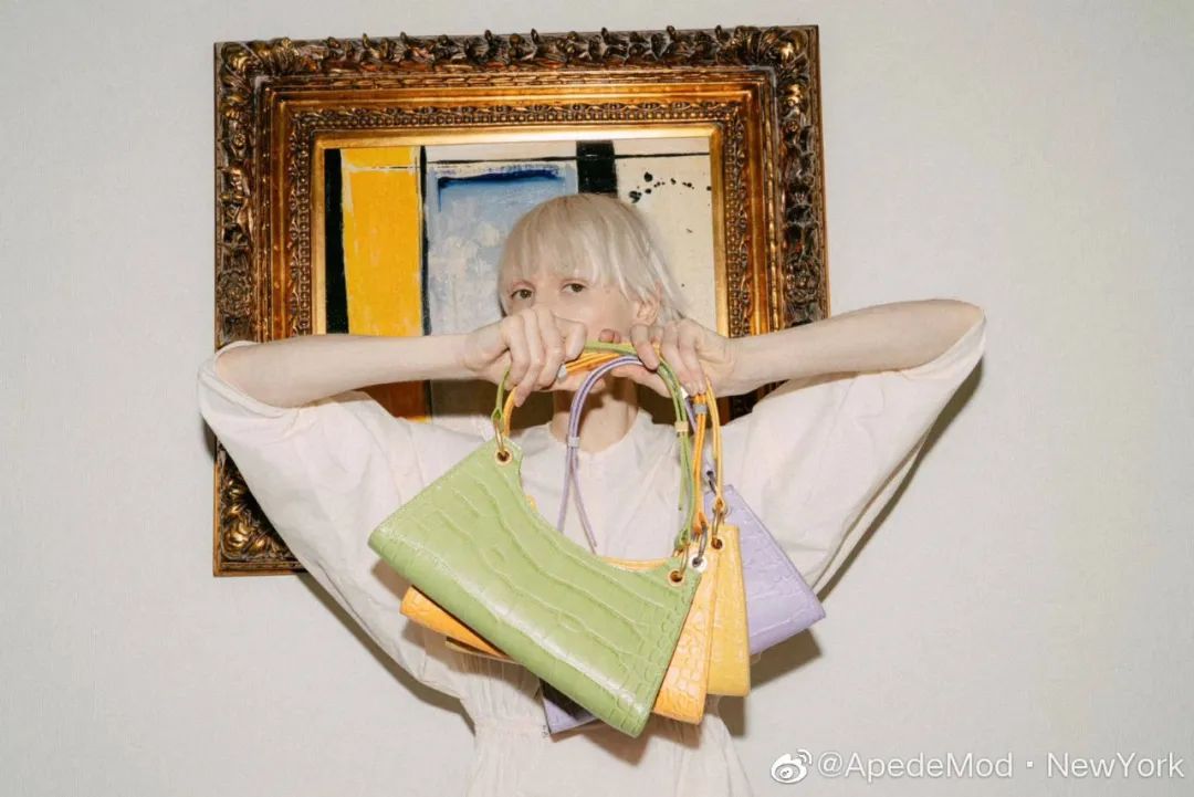 APEDEMOD首店落地iapm这个“一包难求”的品牌如何吸引全球时髦精