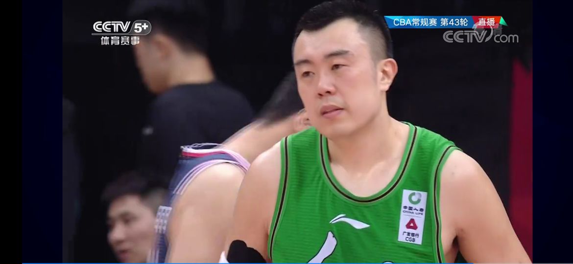 韩德君隔扣苏伟,苏伟对韩德君