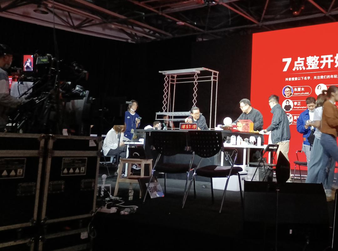 有情怀的青春罗永浩,罗永浩独家采访