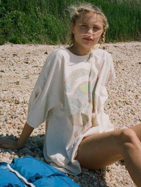 女生短发发型图片慵懒风,慵懒短发微卷发型