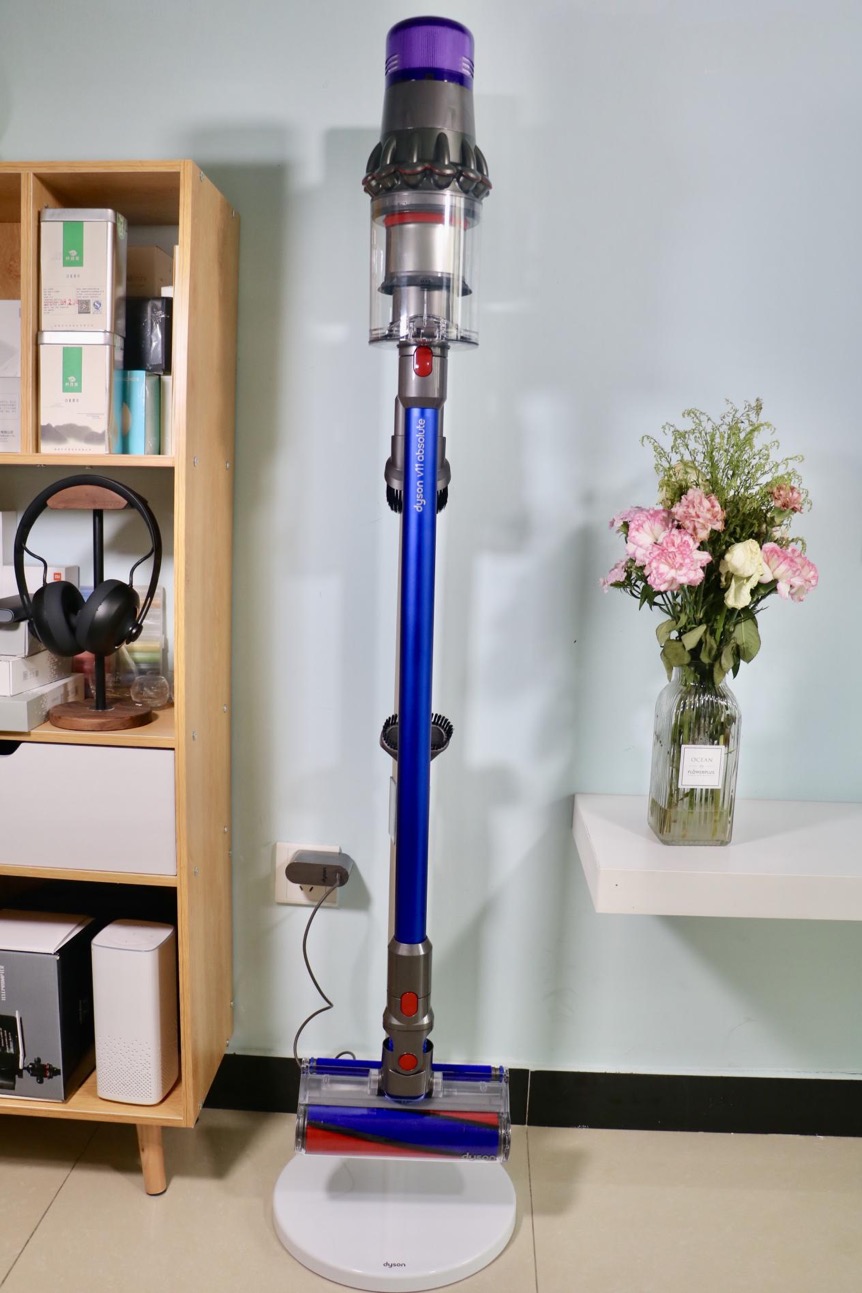 戴森v12强效续航,戴森v11续航