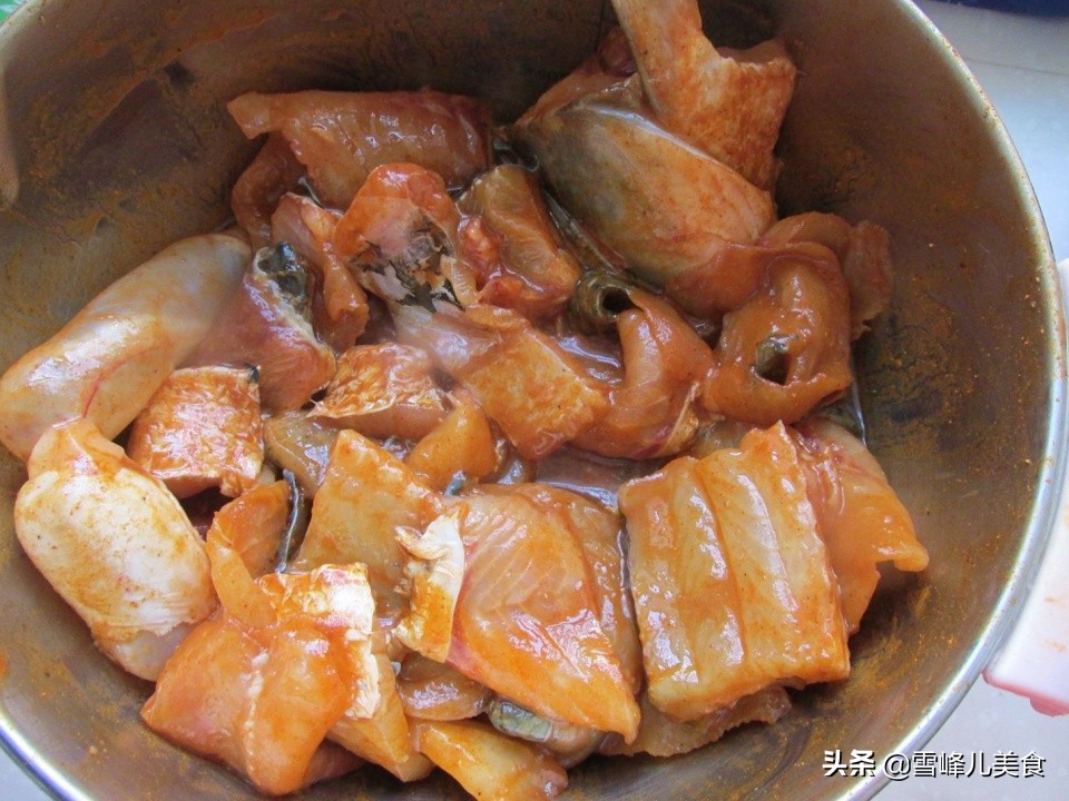 草鱼怎么做好吃又简单不油炸,草鱼不要红烧教你懒人做法不腥